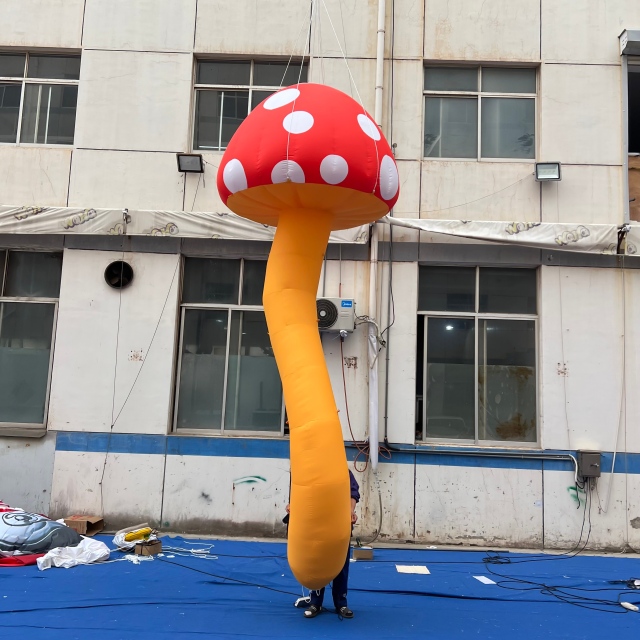 Cartoon Inflatable Mushroom Decoration Custom Size OEM Waterproof PVC for Outdoor Festival Event Display