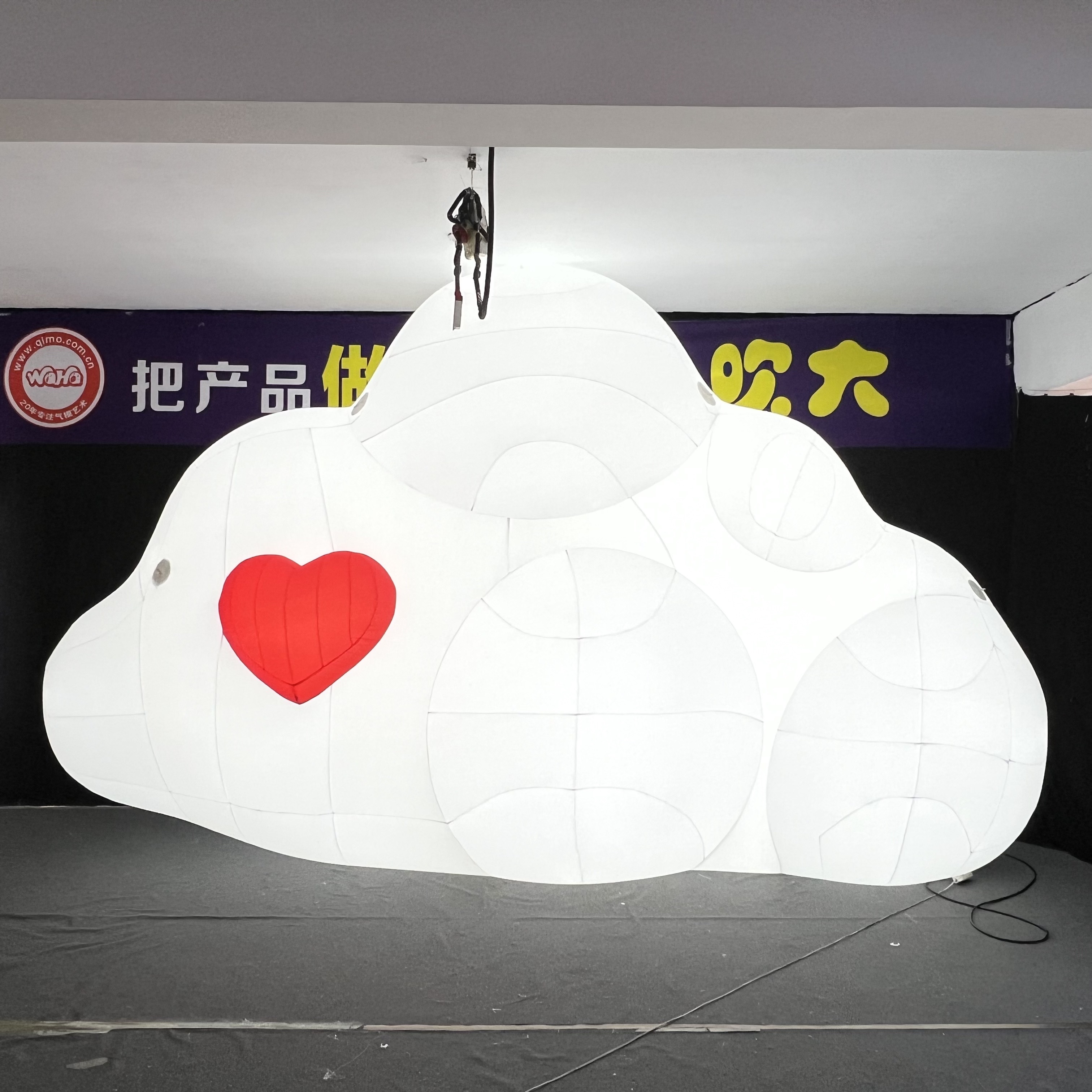 Inflatable Cloud with LED Light Custom Design OEM Durable PVC for Night Event Commercial Display