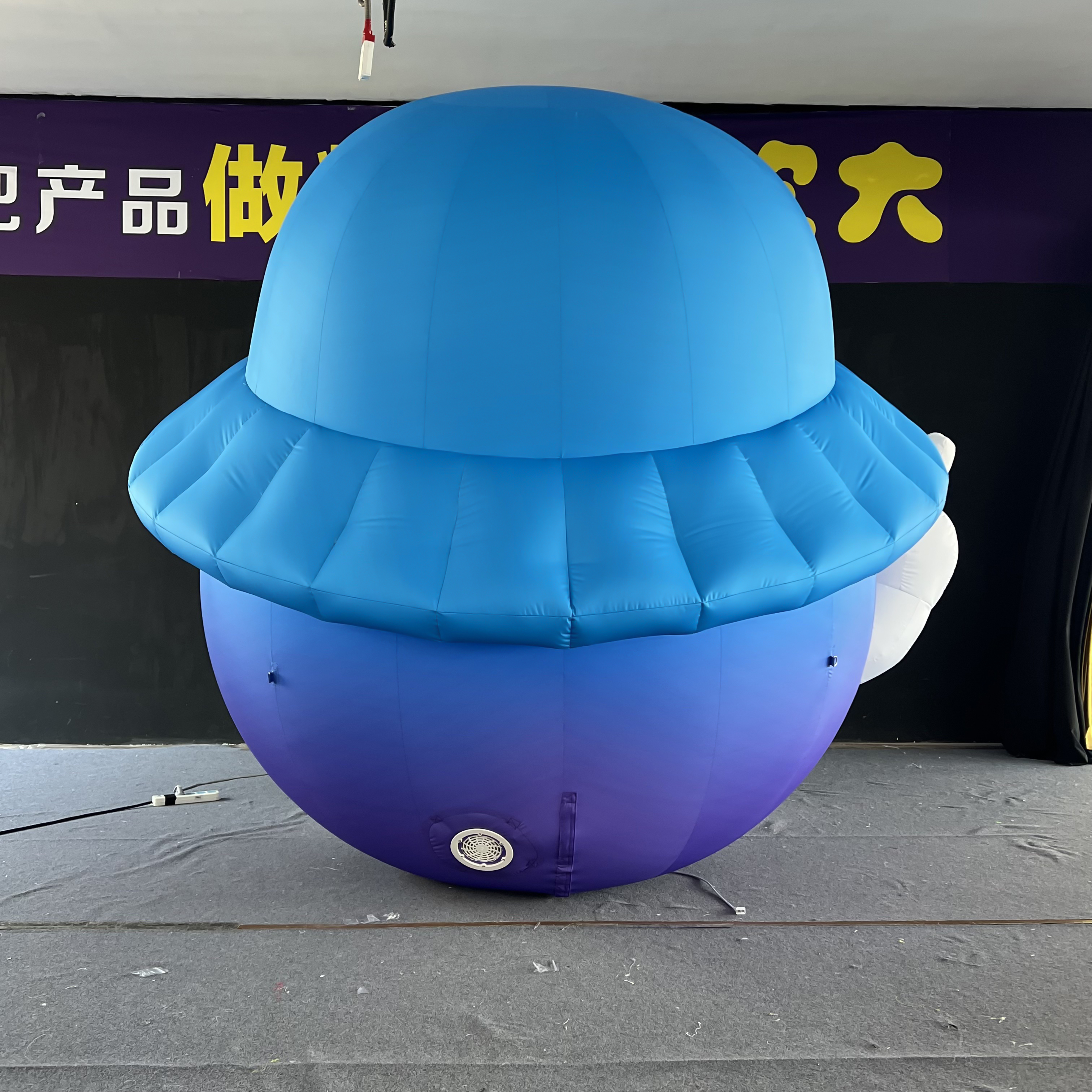 Custom Home Appliance Brand Mascot Inflatable Decoration for Mall Event Display Decoration Professional Inflatable Factory