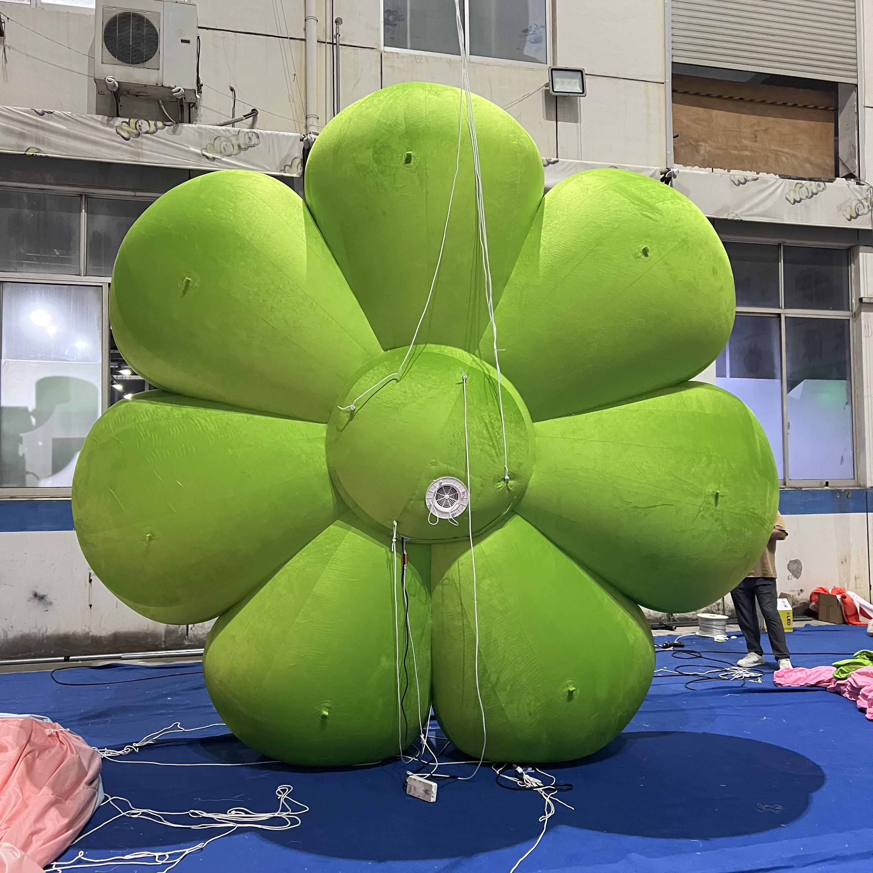 Custom Giant Velvet Green Flower Inflatable for Exhibition Display Decoration | Direct Inflatable Factory