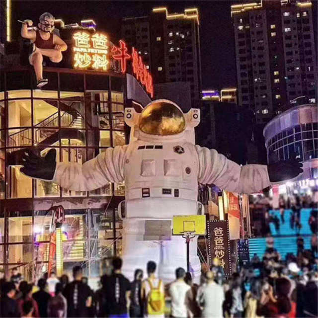 Custom Giant LED Astronaut Inflatable Decoration for Mall Event Display Decoration  Professional Inflatable Factory Manufacturer