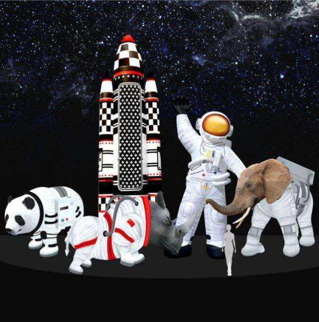 Custom LED Astronaut Family Inflatable Decoration for Event Display Decoration | Professional Inflatable Factory
