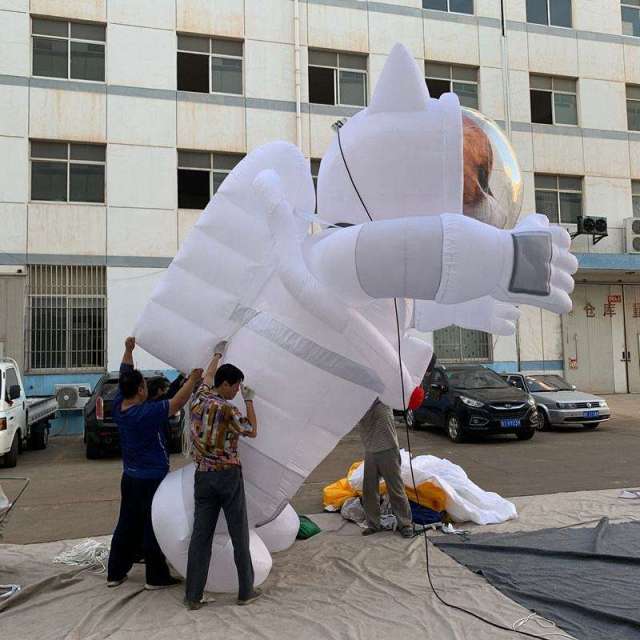 Custom Astronaut Cat Inflatable Decoration for Mall Display Decoration | Professional Inflatable Factory Manufacturer