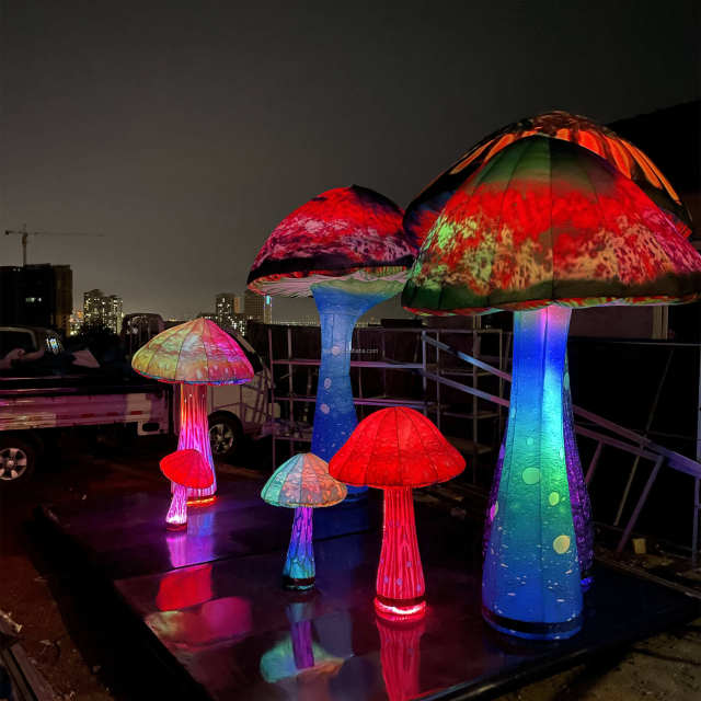 Outdoor Inflatable Fairy Tale Mushroom House Prop Meichen Theme Park Event Decoration Inflatable Factory Direct Supply