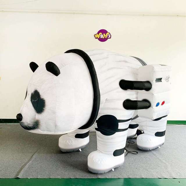 Custom LED Astronaut Family Inflatable Decoration for Event Display Decoration | Professional Inflatable Factory