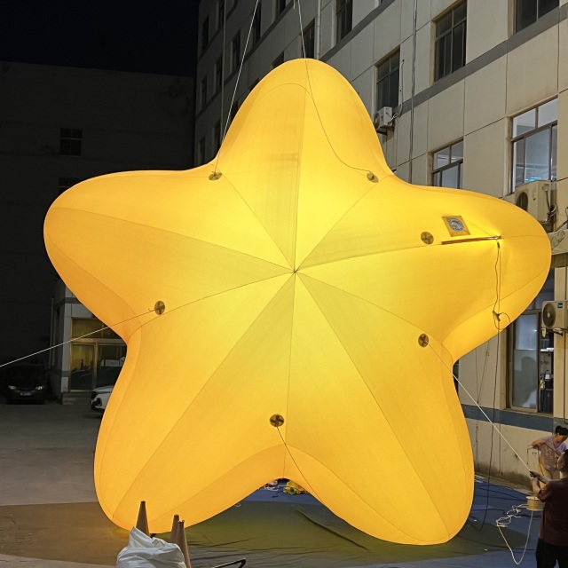 Giant Illuminated Star Inflatable Sculpture for Mall Display Decoration | OEM Inflatable Factory