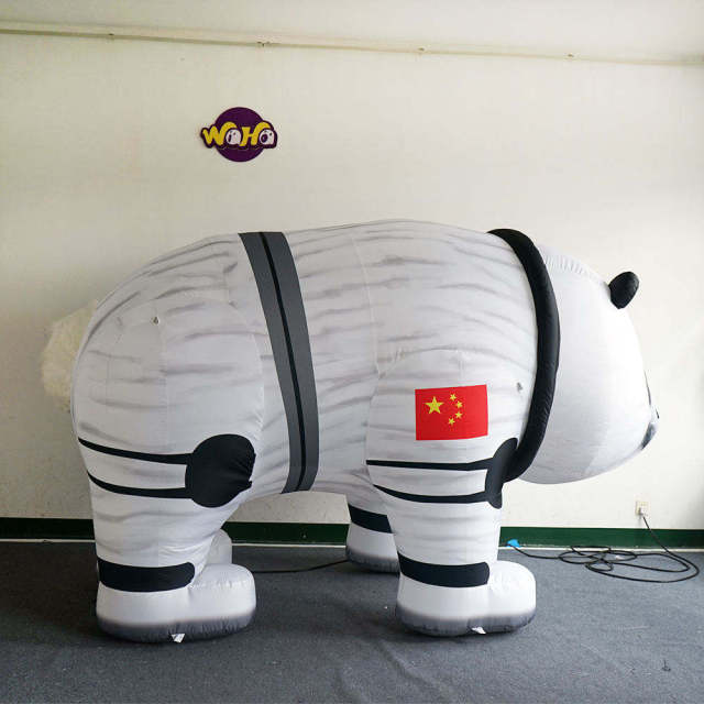 Custom LED Astronaut Family Inflatable Decoration for Event Display Decoration | Professional Inflatable Factory