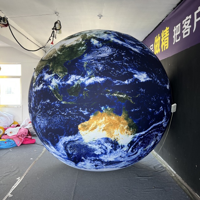 Custom Giant Earth Globe Inflatable Sculpture for Exhibition Mall Display Decoration Professional Inflatable Factory Manufacture