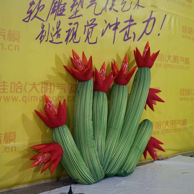 LED Illuminated Cactus Inflatable Sculpture for Mall Display Decoration | OEM Inflatable Factory