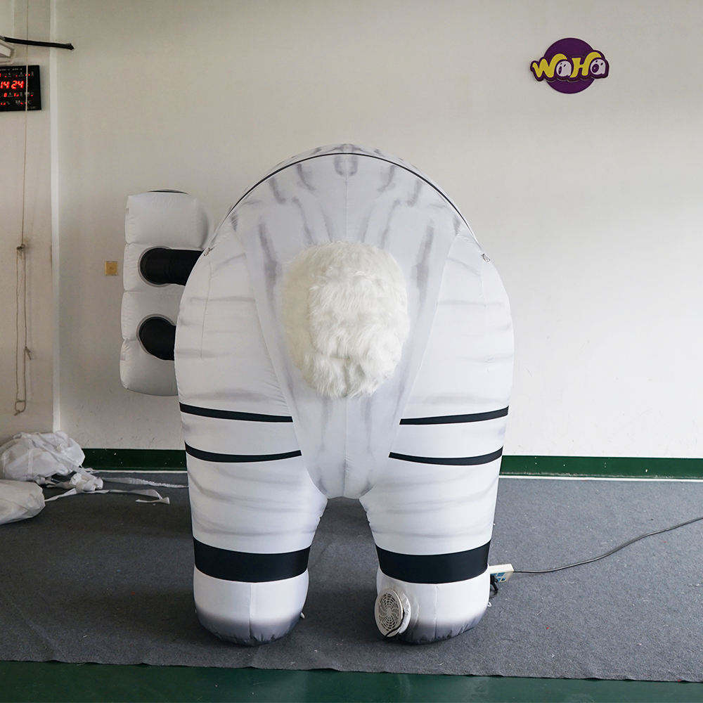 Custom LED Astronaut Family Inflatable Decoration for Event Display Decoration | Professional Inflatable Factory