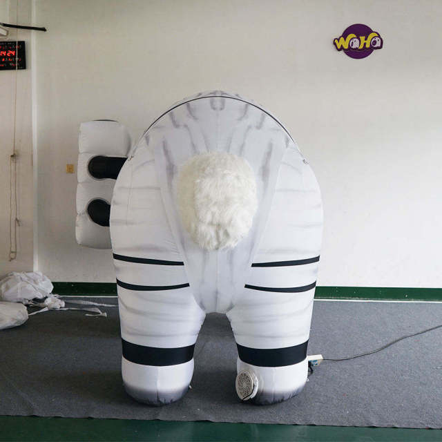 Custom LED Astronaut Family Inflatable Decoration for Event Display Decoration | Professional Inflatable Factory