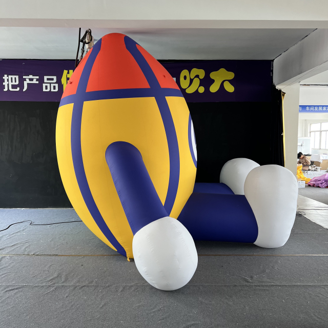 Custom Giant Waterproof Inflatable Square Block Man Mascot, Eye-Catching Decor for Mall Grand Opening & Trade Show Advertising