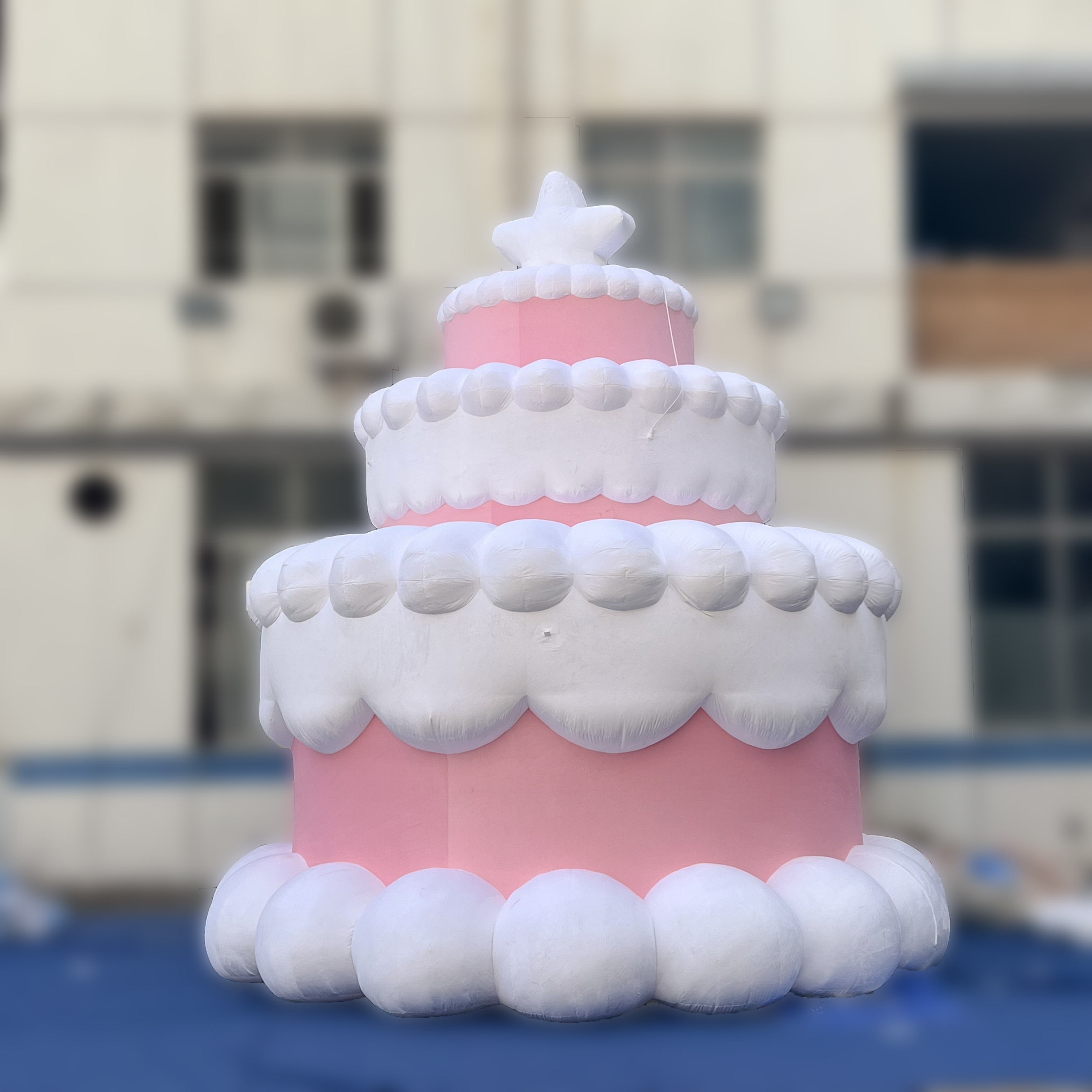 Custom Inflatable Birthday Cake Prop, Waterproof Inflatable Model for Festival Parade & Holiday Promotion Events