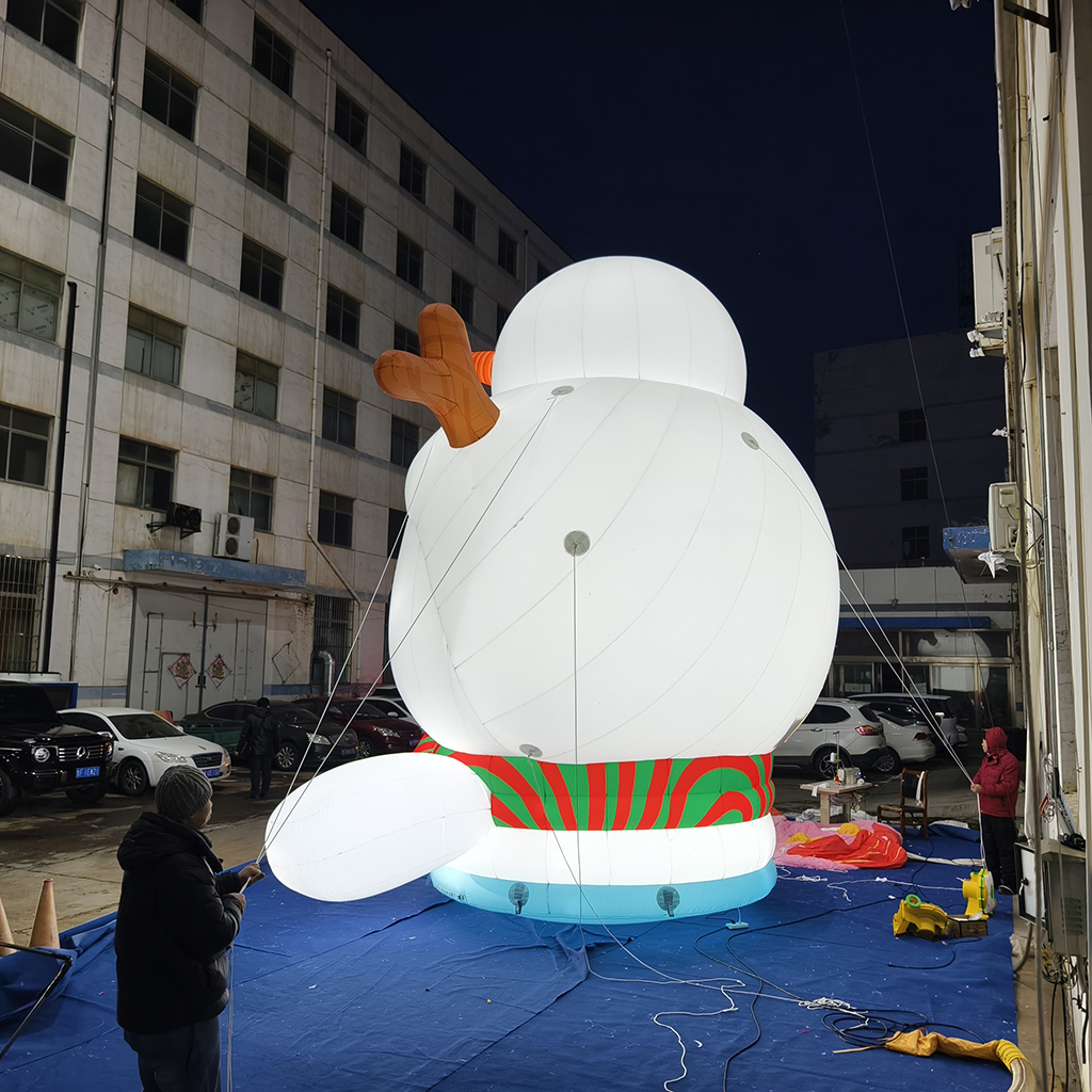 Giant Inflatable Snowman Christmas Decoration, Large Custom Inflatable Snowman Model for Christmas Celebrations, Holiday Events, Shopping Mall Displays, Outdoor Festivals, Commercial Event Decorations, Winter Wonderland Displays