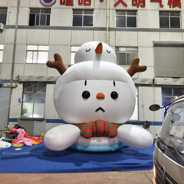 Giant Inflatable Snowman Christmas Decoration, Large Custom Inflatable Snowman Model for Christmas Celebrations, Holiday Events, Shopping Mall Displays, Outdoor Festivals, Commercial Event Decorations, Winter Wonderland Displays