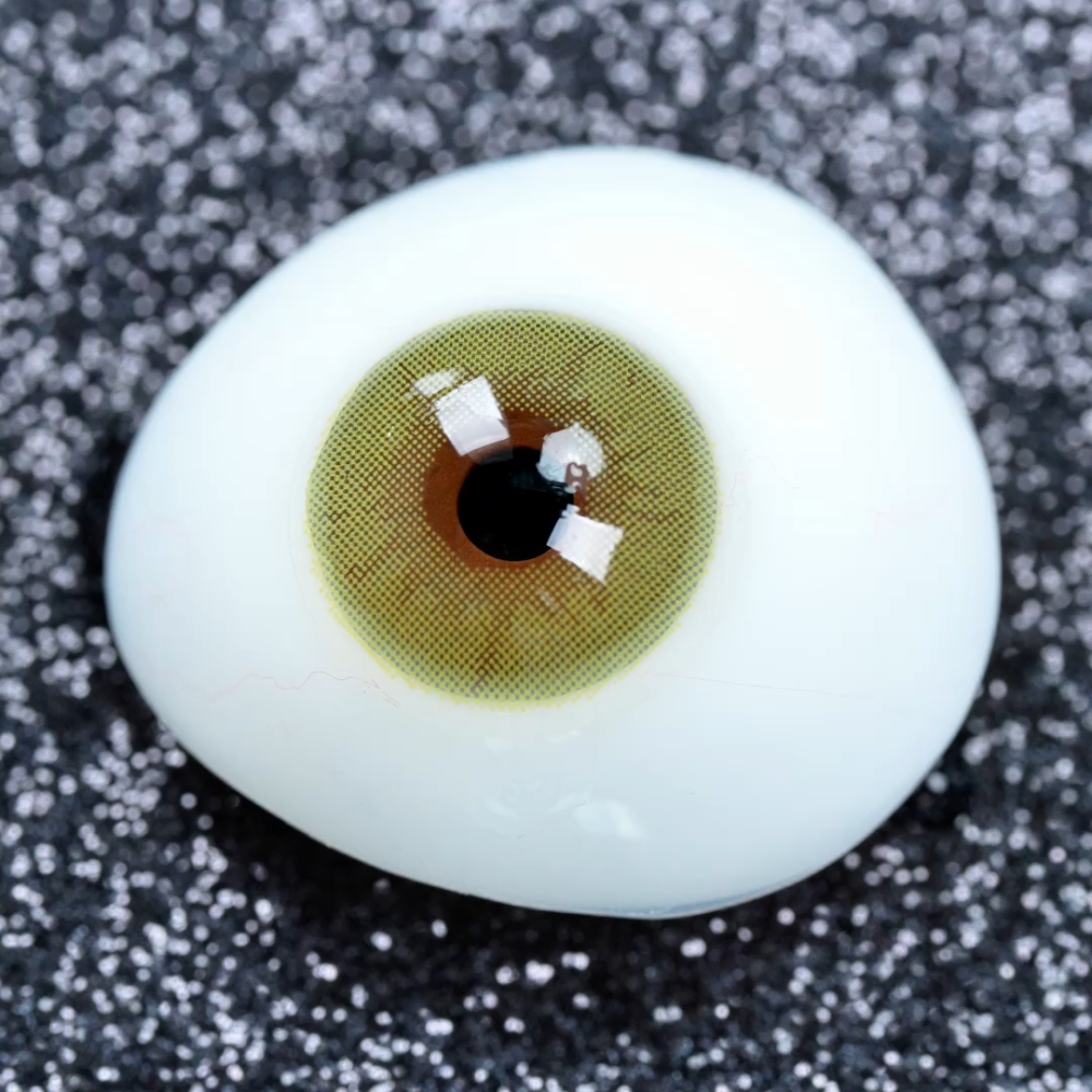 2pcs LolaDiva Polar Lights Yellow-Green | 1-Year Contact Lenses