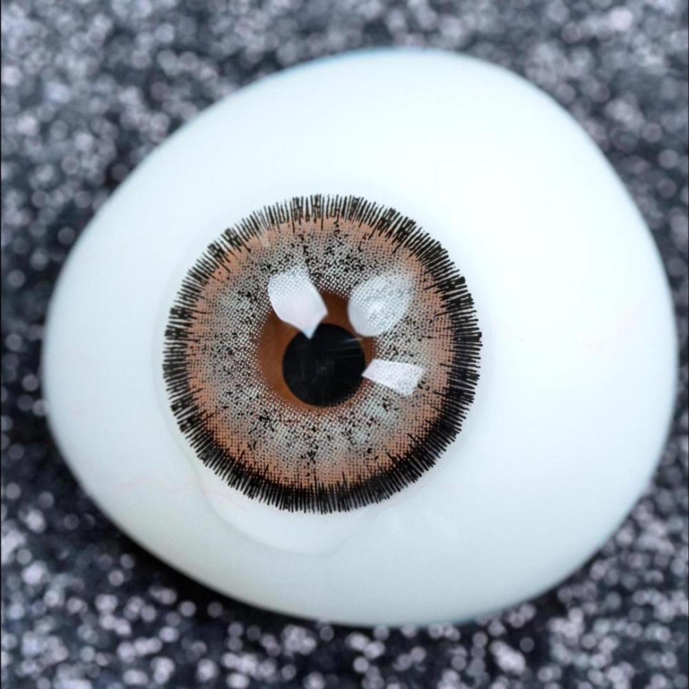 2pcs LolaDiva Doll Eye Brown | 1-Year Contact Lenses
