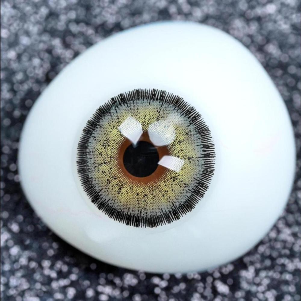 2pcs LolaDiva Doll Eye Green | 1-Year Contact Lenses