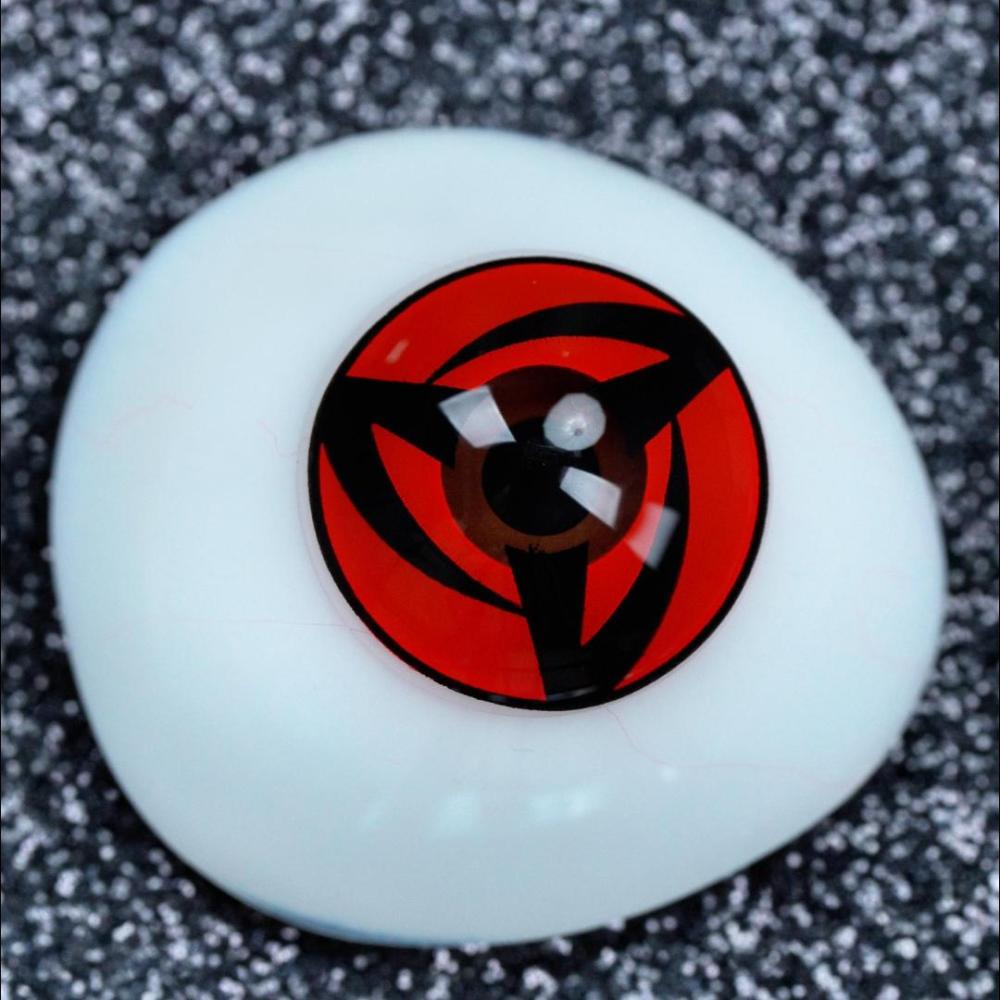LolaDiva Three-Comma Pupil Red | 1-Year Anime Contacts