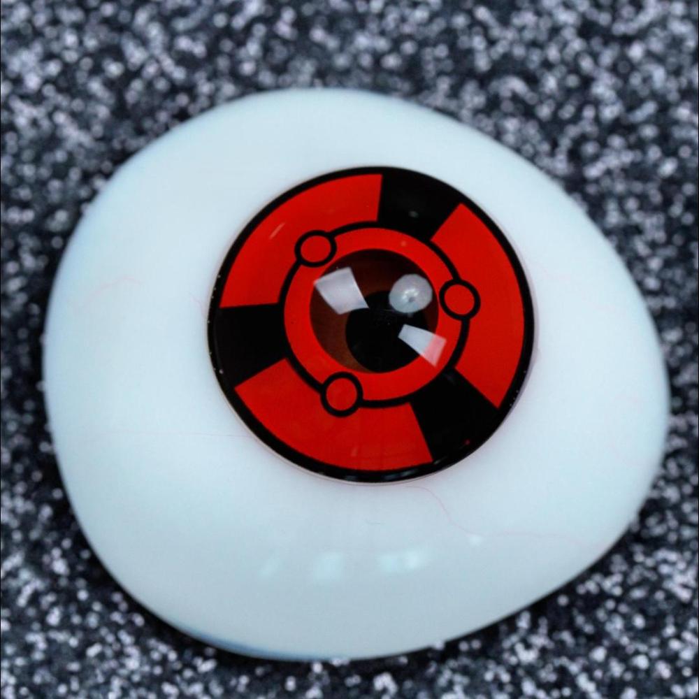 LolaDiva Three-Comma Iris Red | 1-Year Anime Contacts