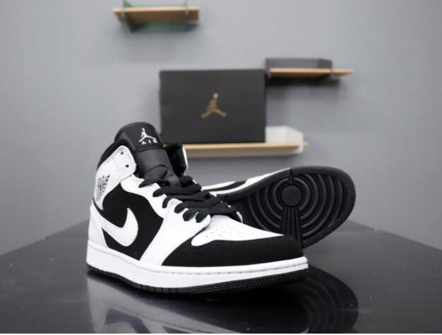 NK AJ 1 MID 554725-124
