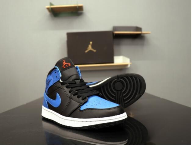 NK AJ 1 MID 554725-124