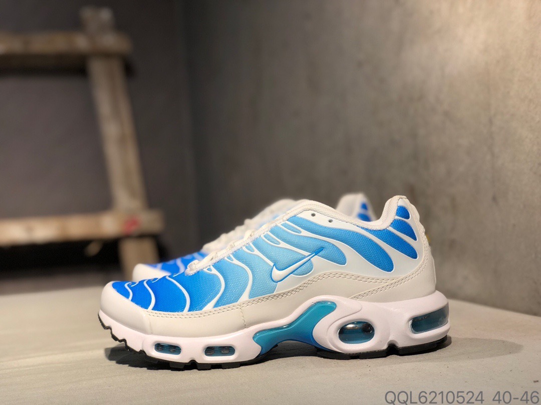 NK Air Max PLUS