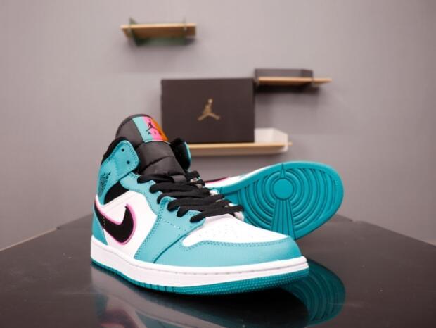 NK AJ 1 MID 554725-124