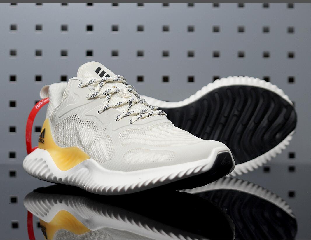 AD Alphabounce Beyond W B43686