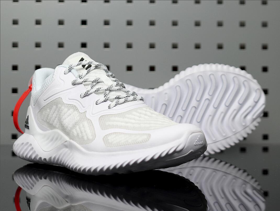 AD Alphabounce Beyond W B43686