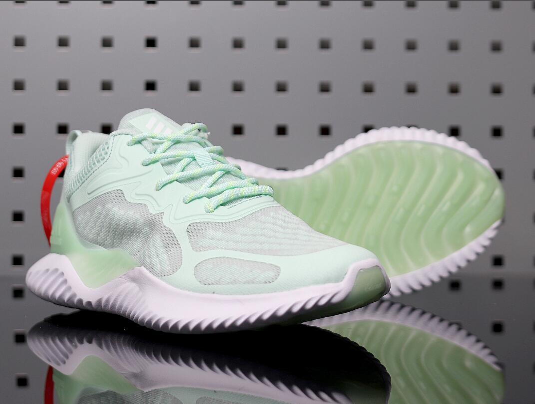 AD Alphabounce Beyond W B43686