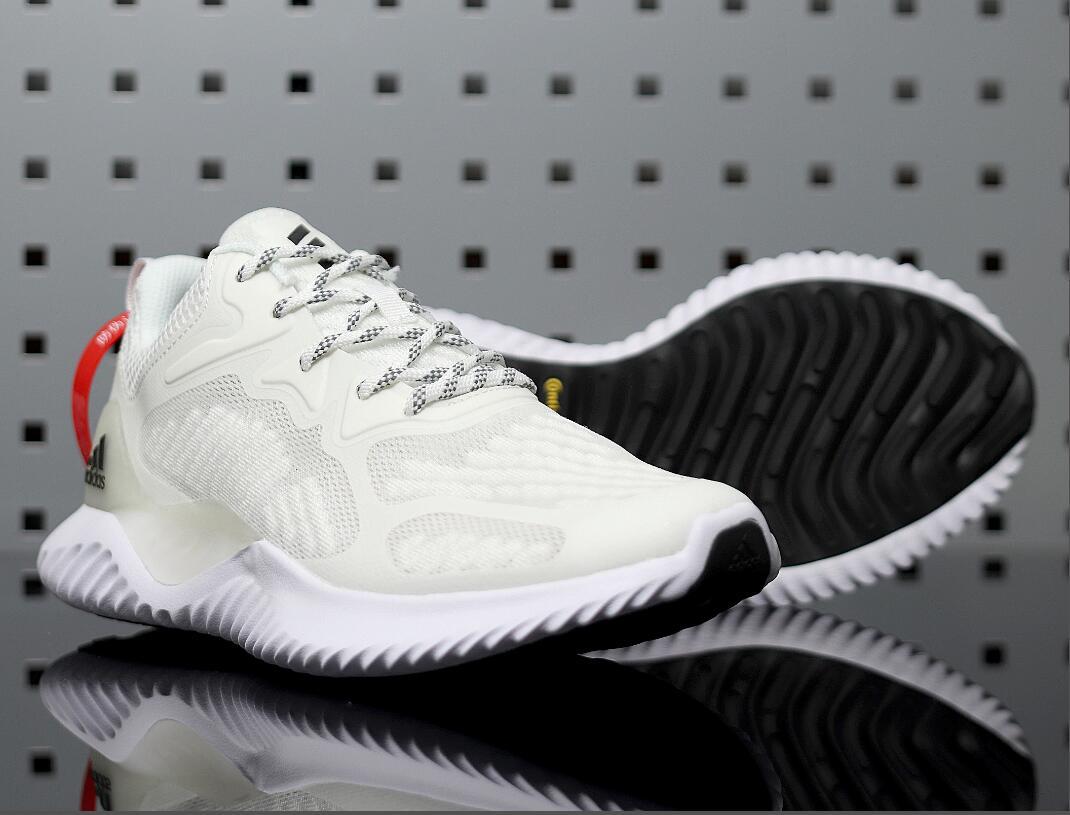 AD Alphabounce Beyond W B43686