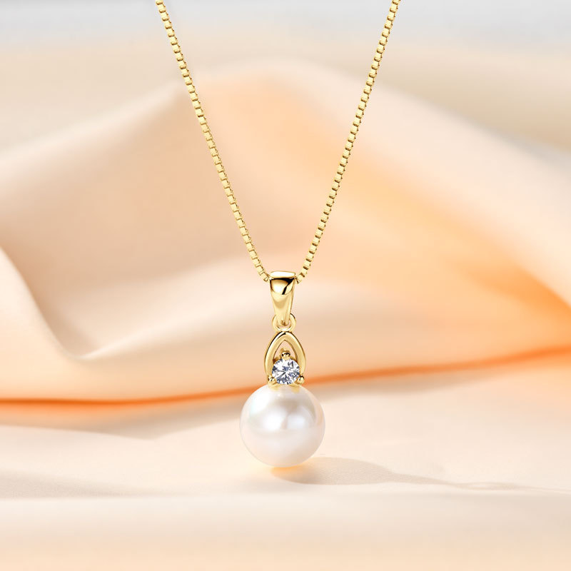 9-10mm Freshwater White Pearl Vacation Pendant Necklace