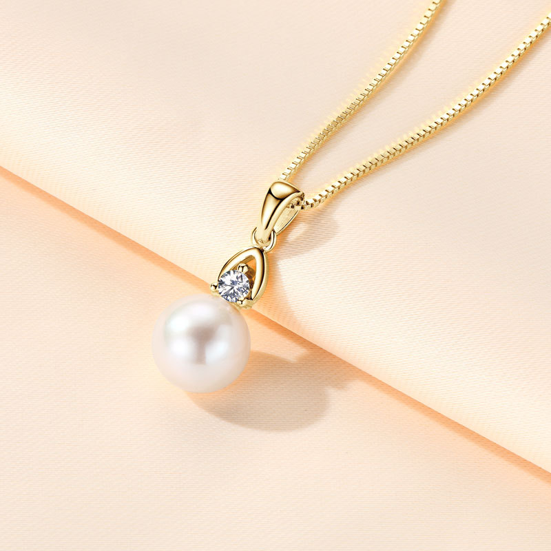 9-10mm Freshwater White Pearl Vacation Pendant Necklace