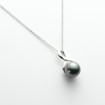 9-9.5 mm Natural Tahitian Black Pearl Infinity Pendant Necklace
