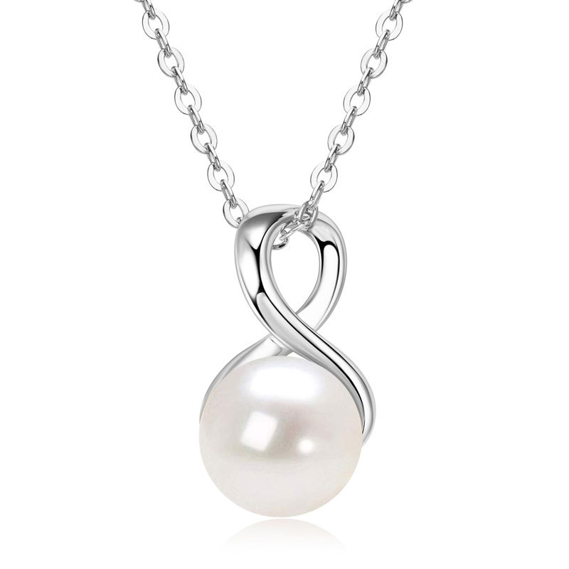 9-9.5mm Round Shape Freshwater Pearl Pendant Necklace