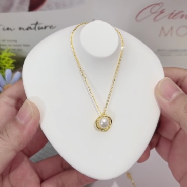 6.5-7 mm Natural Freshwater Pearl Infinity Pendant Necklace