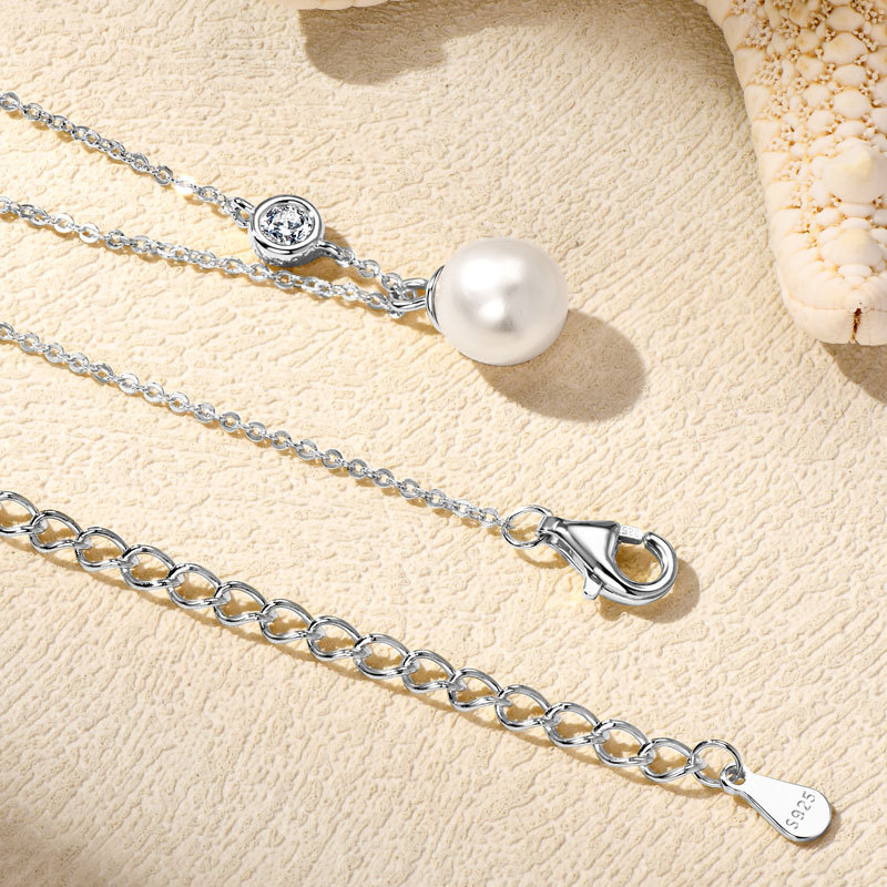 7 mm Freshwater Pearl Pendant with 3 mm Zircon Stone Necklace