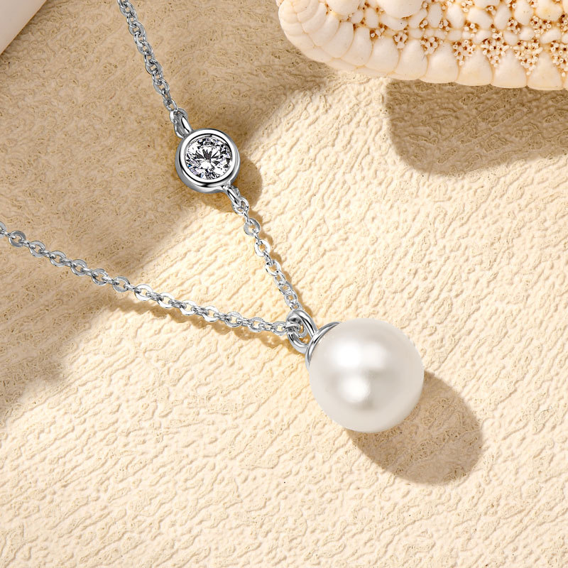 7 mm Freshwater Pearl Pendant with 3 mm Zircon Stone Necklace