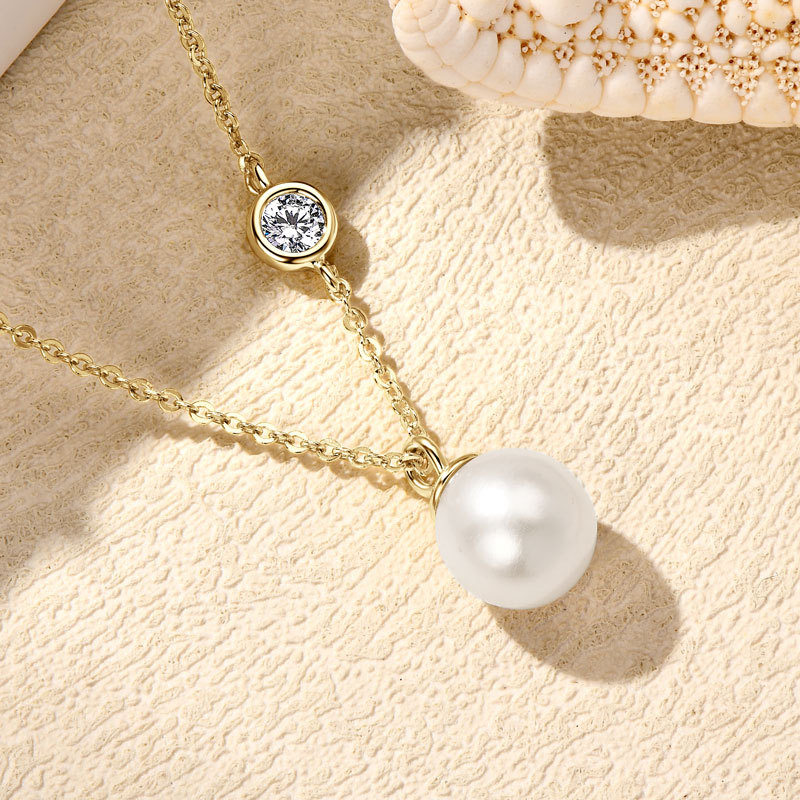 7 mm Freshwater Pearl Pendant with 3 mm Zircon Stone Necklace