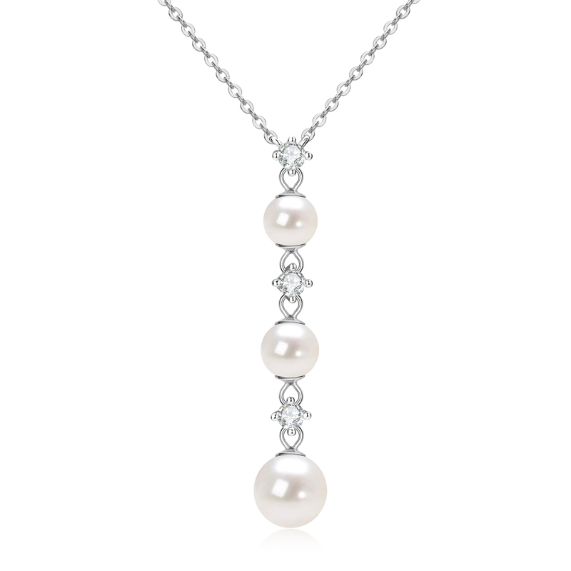 3 Moissanite Diamonds & 6-8mm Freshwater Pearl Necklace