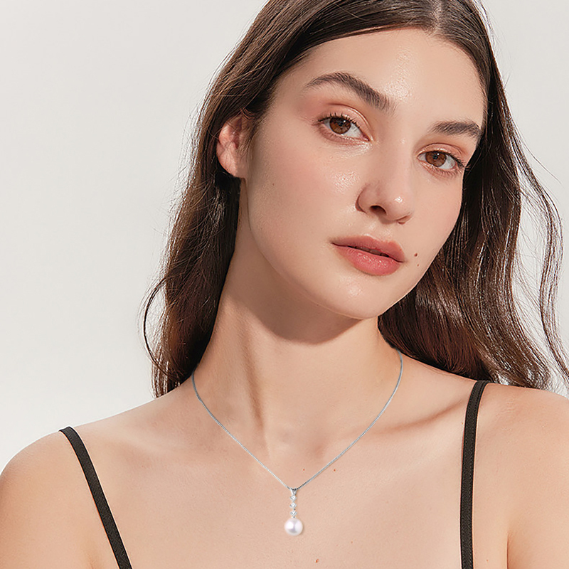 9.5-10 mm Natural Freshwater Pearl Drop Pendant Necklace with Moissanite Stones