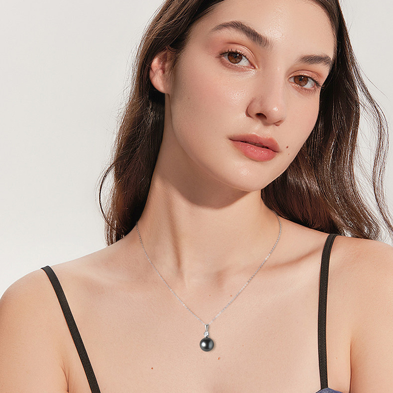 9 mm Natural Tahitian Black Pearl Pendant with 3 mm Moissanite Stone Necklace