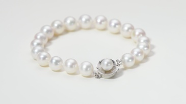 High-Gloss Freshwater White Mother-of-Pearl Beaded Bracelets