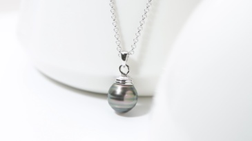 11 mm Seawater Tahitian Black Baroque Pearl Pendent Necklace