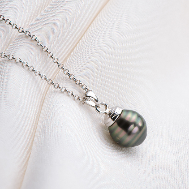 11 mm Seawater Tahitian Black Baroque Pearl Pendent Necklace