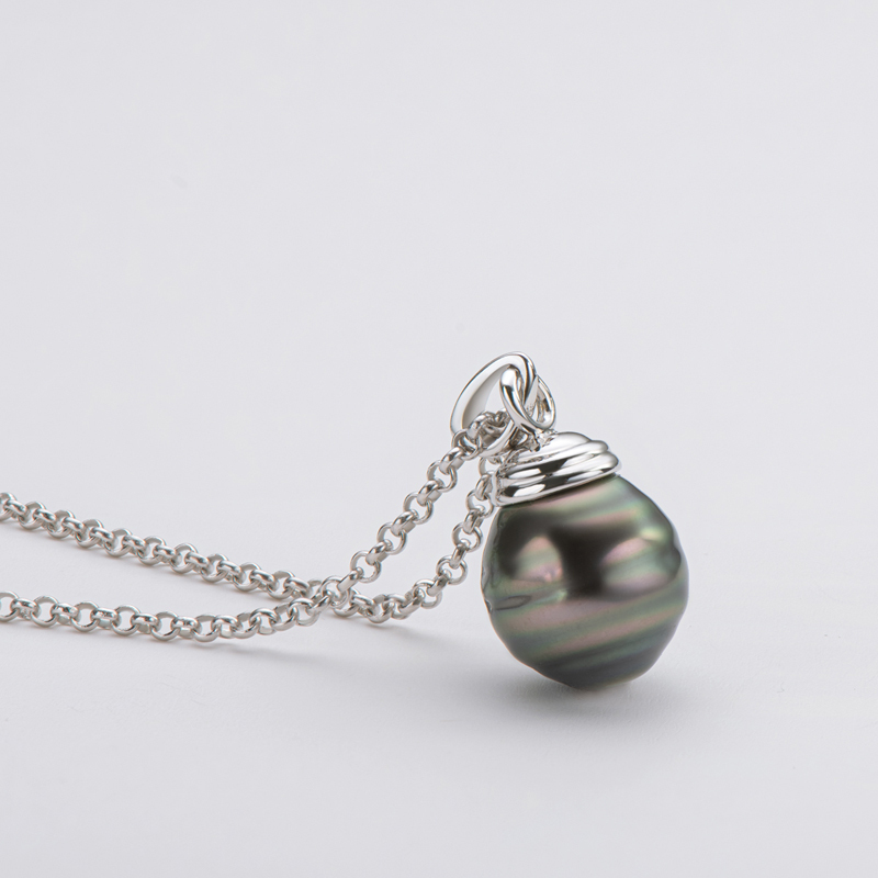 11 mm Seawater Tahitian Black Baroque Pearl Pendent Necklace