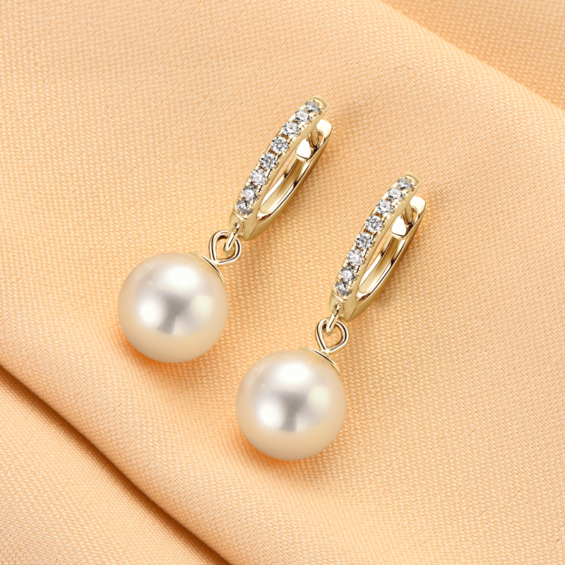 9-10 mm Natural Freshwater Pearl Drop Earrings with 1.4 mm Moissanite Side Stones