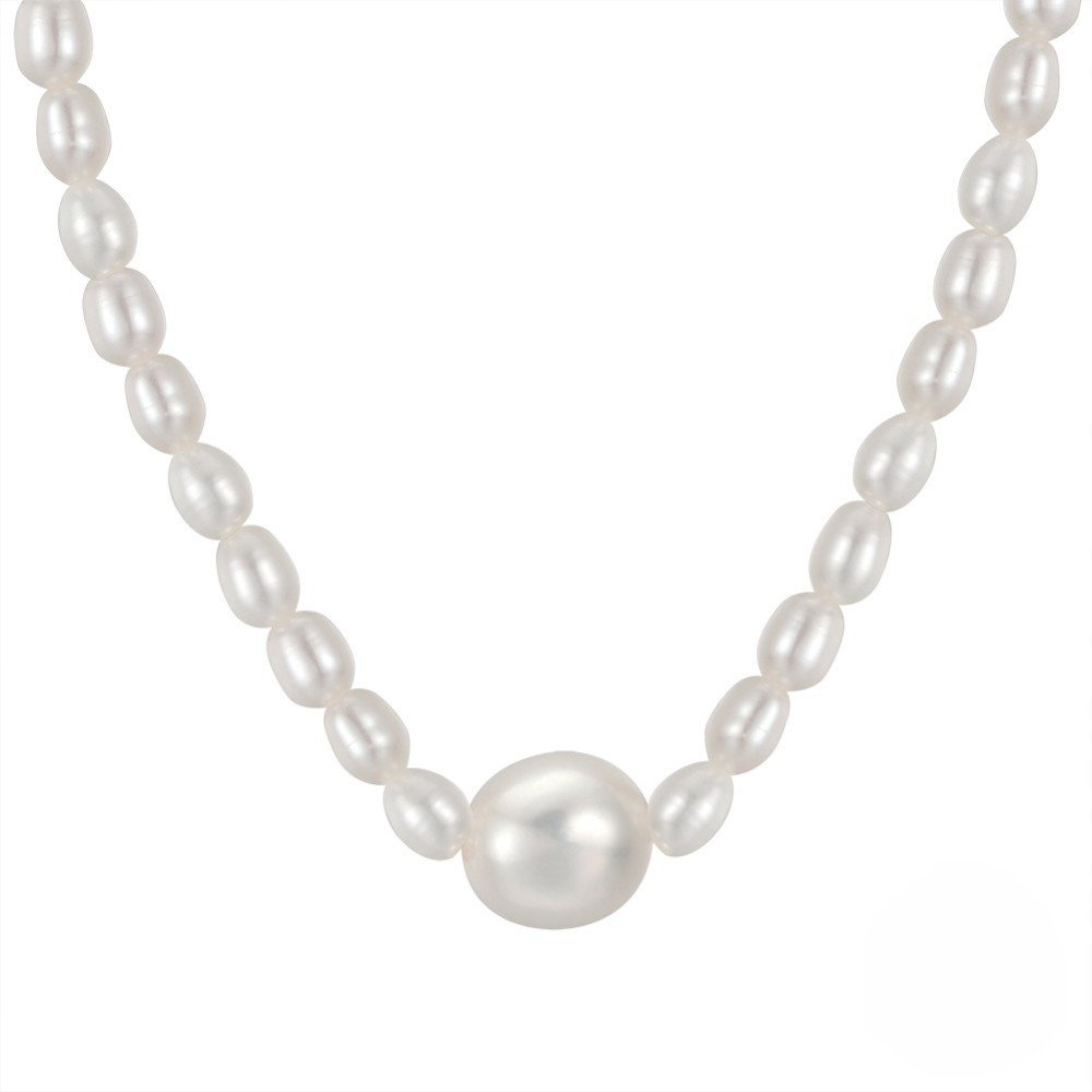 11 mm Freshwater Cultured White Pearl Pendant & Rice-Shaped Pearl Necklace