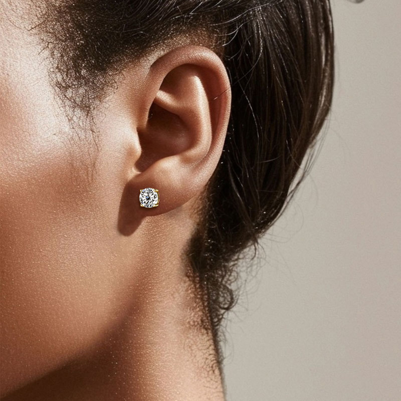 Classic 4-Prong Moissanite Stud Earrings—VVS Round Cut